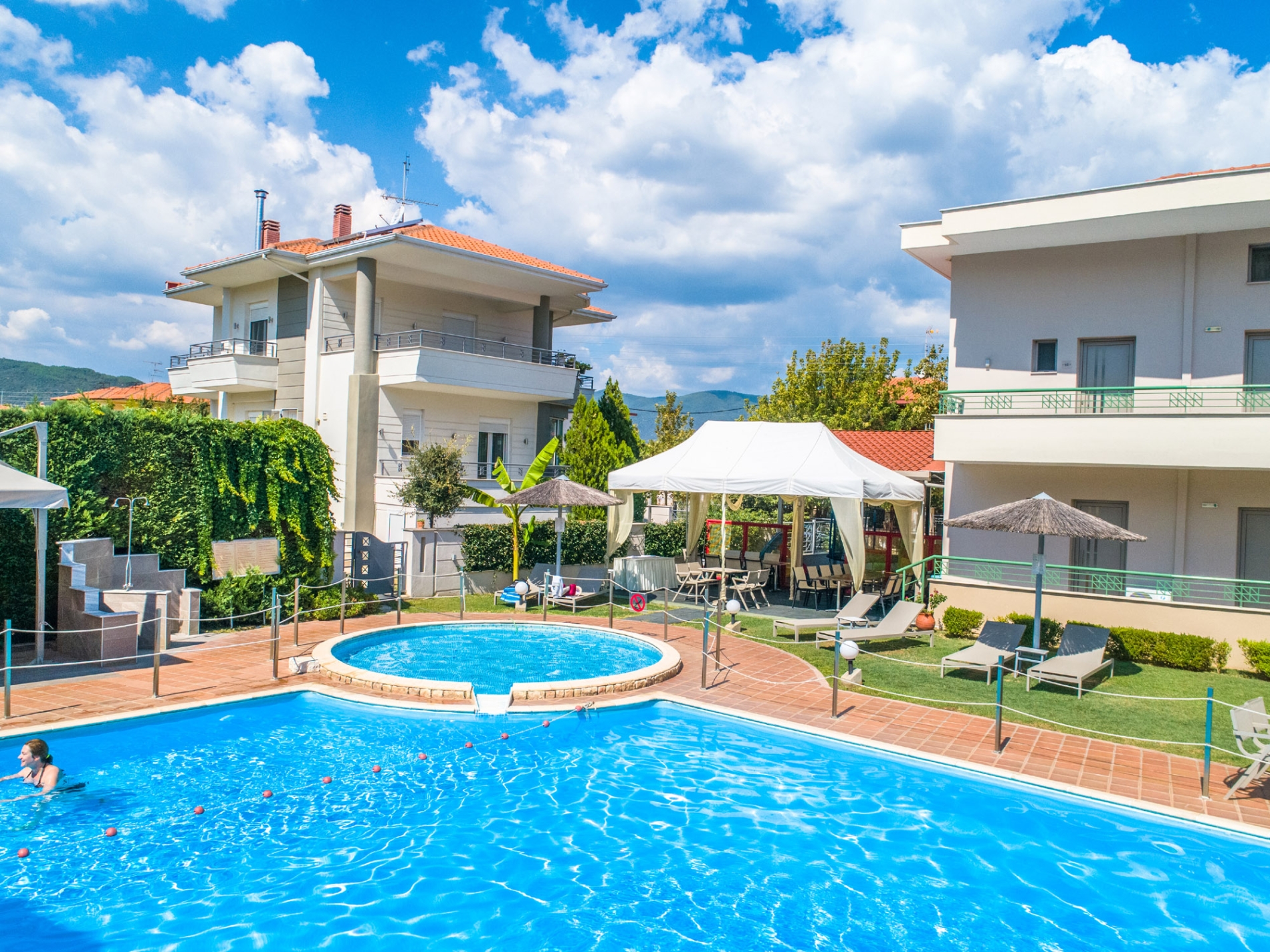  Alexander Inn izgled bazena